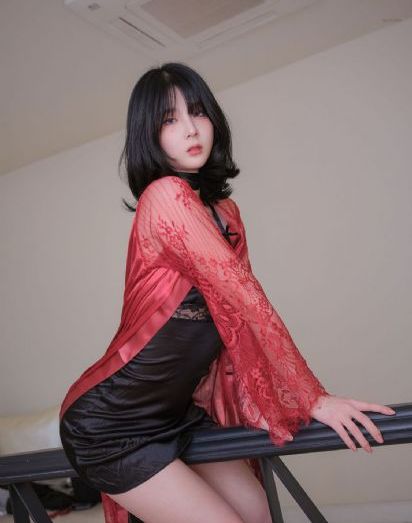 亚洲野模在线观看_720在线手机播放