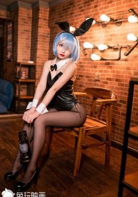 《年轻的女教师2》中文字幕_BD英语HD高清在线观看