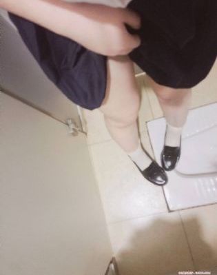 成人无码动漫精品一区二区_BD英语在线手机播放