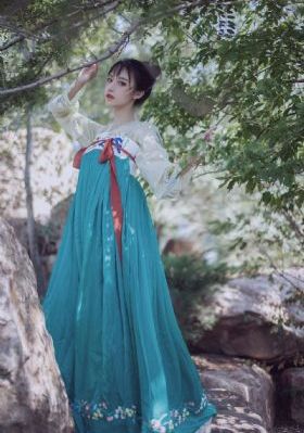 公的大龟慢慢挺进我的体内视频在线_国产剧在线播放观看